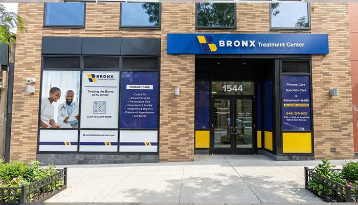 1544 Shakespeare Avenue